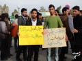 تجمع دانشجویان معترض مقابل کنسولگری پاکستان در زاهدان