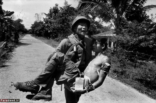 سرباز زخمی ویتنام جنوبی در منطقه نزدیک "سایگون". سال 1973