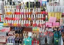 کشف بیش از 17 هزار قلم لوازم آرایشی قاچاق در کلانشهر جنوب شرق/ قاچاقچیان در دام پلیس گرفتار شدند