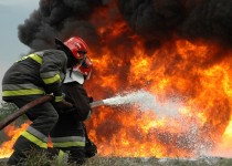 جلوگیری از فاجعه انسانی با اقدام به موقع آتش نشانان زاهدانی/ آتش سهل انگاری صدمه ای در برنداشت