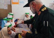 گزارش تصویری/ توزیع 10 هزار بسته لوازم التحریر، کیف و فرم مدرسه به دانش آموزان بی بضاعت در سیستان وبلوچستان