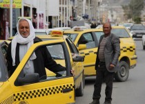 پای درد و دل راننده‌های تاکسی زاهدان/لوازم یدکی غیراستاندارد داد تاکسی داران را درآورد