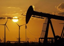 کاهش بهای نفت خام در بازار انرژی