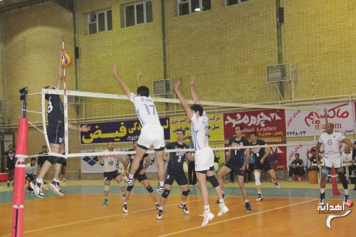 دیدار شهرداری زاهدان مقابل جواهری گنبد
