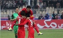 تراکتورسازی با شکست فولادخوزستان فینالیست شد