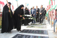 گلزار شهدای زاهدان غبارروبی شد