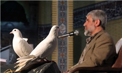 پدر شهید احمدی‌روشن: خوشحالم ‌«پرچم» ‌مصطفی به دست 6 هزار دانشجو افتاد