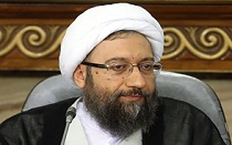 کجای دنیا اجازه می‌دهند یک خارجی بیاید و هر جا دلش خواست برود‌