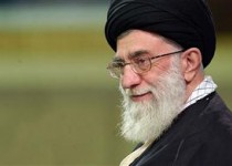 رهبر انقلاب در لباس بلوچی در دوران تبعید