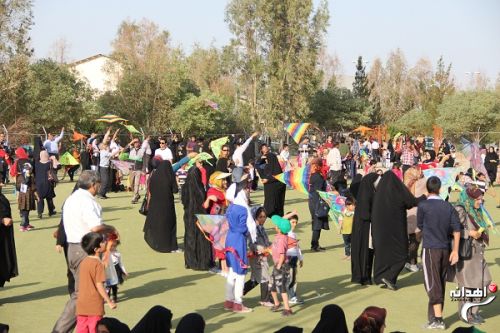 جشنواره پرواز بادبادکها در زاهدان/تصاویر