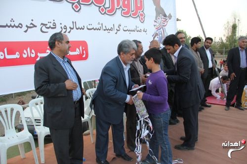 جشنواره پرواز بادبادکها در زاهدان/تصاویر