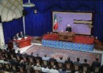 حاشیه های جالب نشست خبری روحانی
