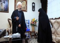 دیدار رئیس جمهور با بانوی امدادگر جانباز دیدار رئیس جمهور با بانوی امدادگر جانباز