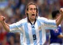 کوتاه کردن مو به خاطر حضور در جام جهانی +عکس