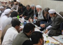 ضیافت افطاری در دفتر نمایندگی مقام معظم رهبری در امور اهل سنت استان