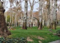 نمایش قرآن‌های اهدایی در کوشک احمدشاهی