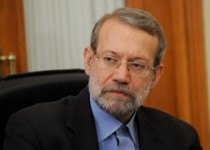 دیدار لاریجانی با خانواده جانباز شهید حسین نعمتی و خانواده شهیدان یزدان‌پناه