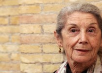 برنده نوبل ادبیات درگذشت