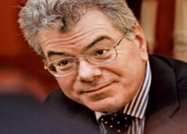 بسیاری از تحریم‌های ضدایرانی ارتباطی به برنامه هسته‌ای ندارند و ادامه خواهند یافت