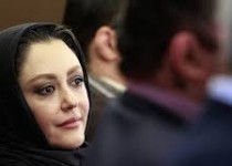 "شقایق فراهانی" شمع‌های 42 سالگی خود را فوت کرد