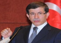 داود اوغلو:ترکیه آماده ایجاد "پل هوایی" میان استانبول و غزه است