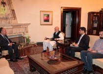 استقبال کرزی از افتتاح سفارت فلسطین در افغانستان