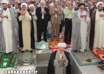 اقامه نماز عید سعید فطر در زاهدان/تصاویر