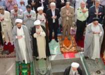 نماز عید سعید فطر در زاهدان اقامه شد