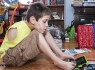 زندگی جالب مادر و پسری بدون دست +عکس