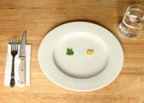 تنش‌های خانوادگی عامل مهم ابتلا به بی‌اشتهایی عصبی است