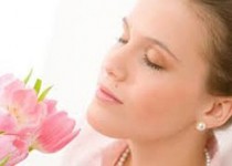 تأثیر بوی خوش در چهره افراد