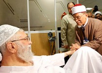 عیادت جمعی از علمای جهان اسلام از رهبر انقلاب + تصاویر