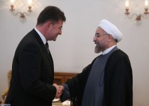 اینکه تجهیز کنندگان گروههای تروریستی ناگهان به دنبال مبارزه با آنها افتاده اند، طنز است
