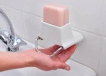 استفاده از مایع دستشویی در دوران بارداری ممنوع است!