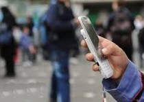 از چه سنی برای فرزندانتان تلفن همراه بخرید؟