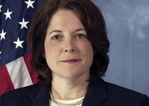 رئیس سرویس مخفی آمریکا استعفا کرد/ "جوزف کلنسی" مدير موقت دستگاه اطلاعات آمريکا شد