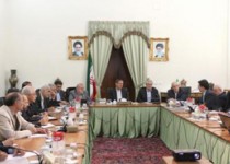 تسهیل فرایند تولید و توسعه صادرات غیرنفتی از برنامه های اصلی دولت است