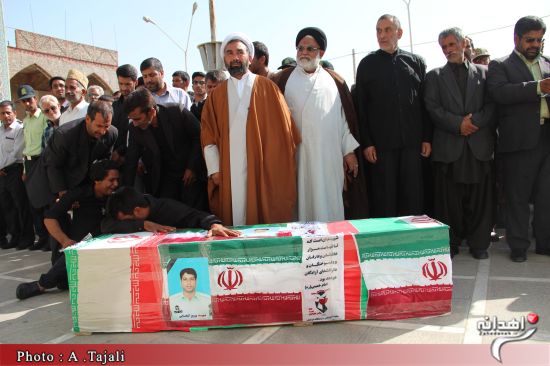 پیکر پرویز کیخایی در زاهدان تشییع شد+ تصاویر