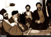آیت‌الله خامنه‌ای چند بار و چگونه به زندان رفت؟