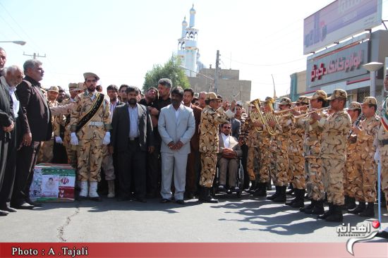 پیکر شهید باقری در زاهدان تشییع شد+تصاویر