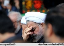 عزاداری رئیس جمهور همراه با سوگواران حسینی در جوار حرم عبدالعظیم حسنی(ع)