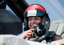 این زن داعشی ها را بدجوری تحقیر می کند! این زن داعشی ها را بدجوری تحقیر می کند!
