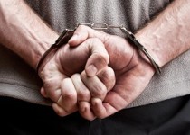 اختلاس میلیاردی متصدی بانک از 5 مشتری