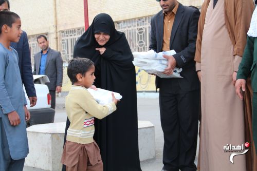 بسته های آموزشی بین دانش آموزان حاشیه شهر زاهدان توزیع شد
