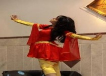 مسابقه رقص غیرقانونی دختران در یزد + تصاویر