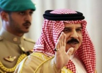 دولت بحرين استعفا کرد/عموی پادشاه بحرین دوباره نخست وزیر شد !