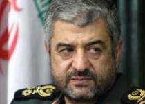 رییس‌جمهور به سپاه اعتماد کامل دارد