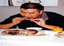 جنجال جهانی با تهیه سوپ جنین (تصاویر 18+) جنجال جهانی با تهیه سوپ جنین (تصاویر 18+)