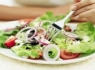 َآرام غذا خوردن خطر چاقی از 30 درصد کاهش می‌دهد