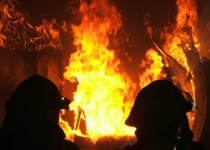 کارگر 17 ساله در میان آتش جان باخت